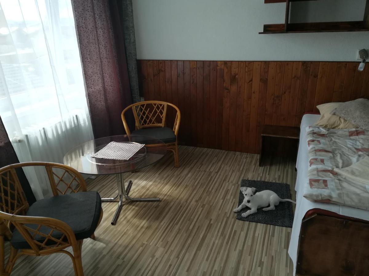 Hotel Garni Liptovský Mikuláš Exterior foto